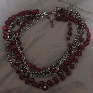 RED BEAD AND SILVER LINK CHAIN NECKLACE.
